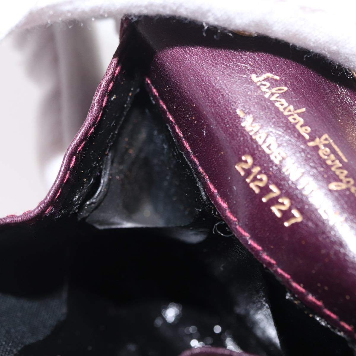 Salvatore Ferragamo Salvatore Ferragamo Chain Gancini Shoulder Bag Suede Purple Gold Authentic 152790