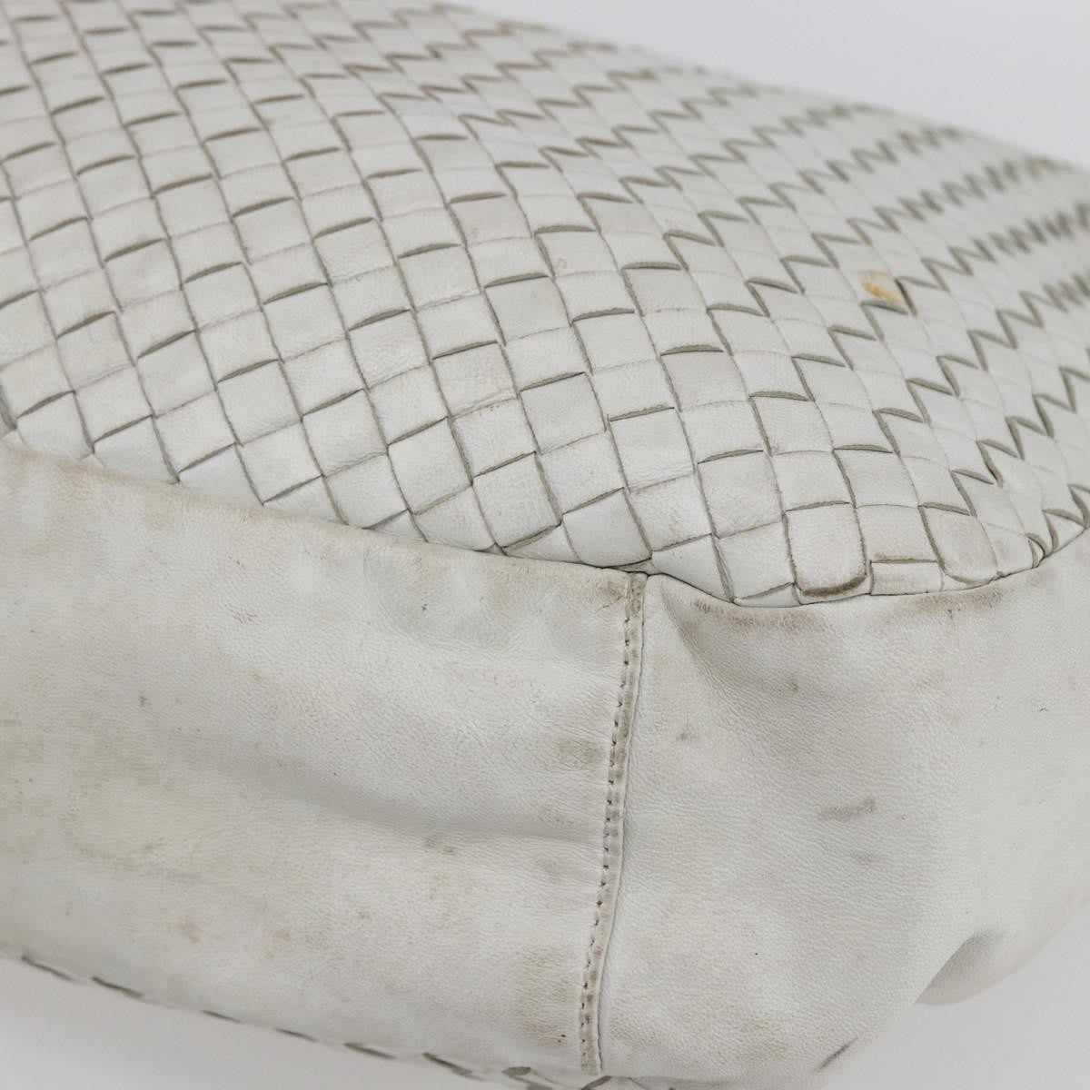 BOTTEGAVENETA BOTTEGAVENETA BOTTEGA VENETA INTRECCIATO Shoulder Bag Leather White Silver Authentic bs30958
