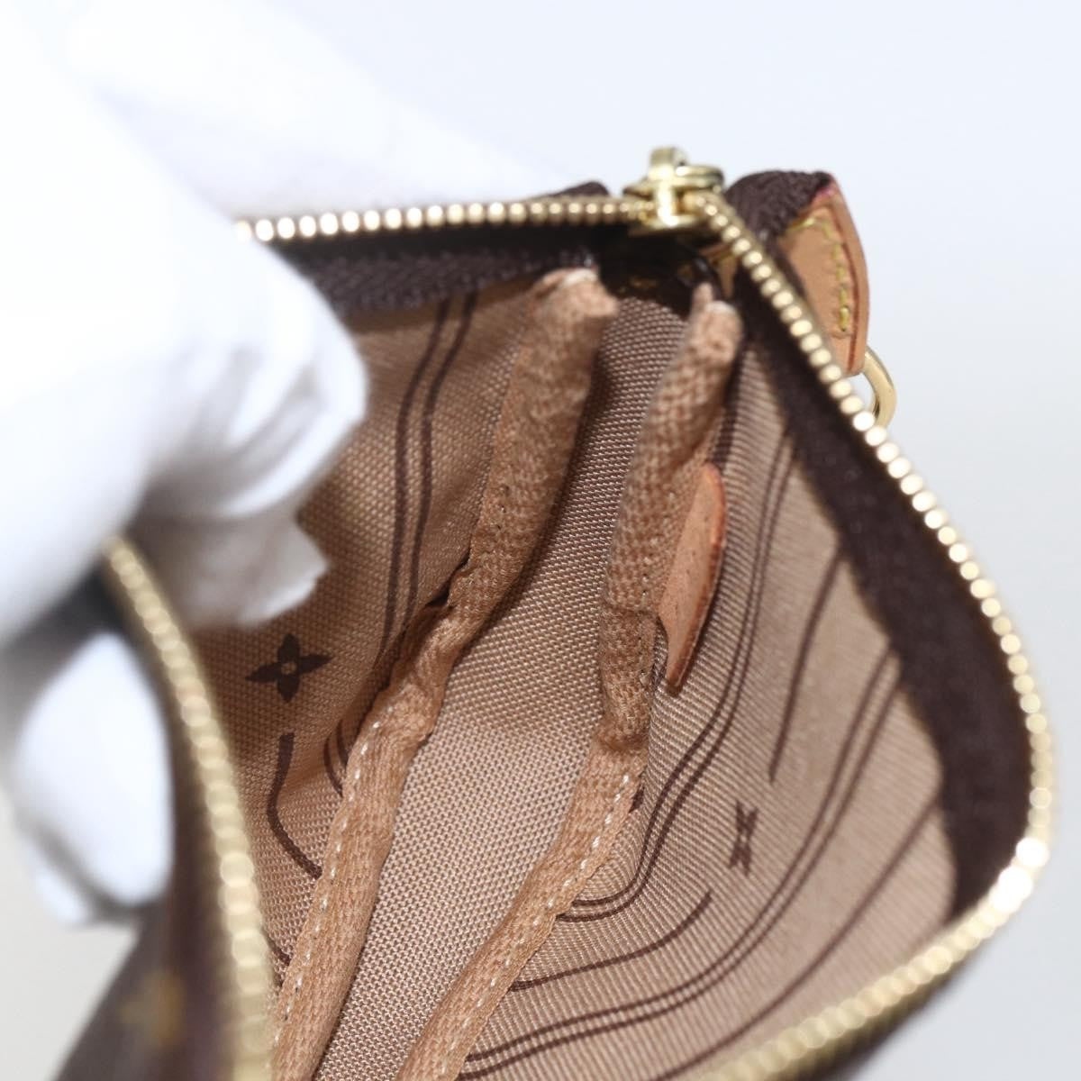 Louis Vuitton LOUIS VUITTON Monogram T&B Mini Pochette Accessoires Pouch M60153 Authentic ka1690V Bag