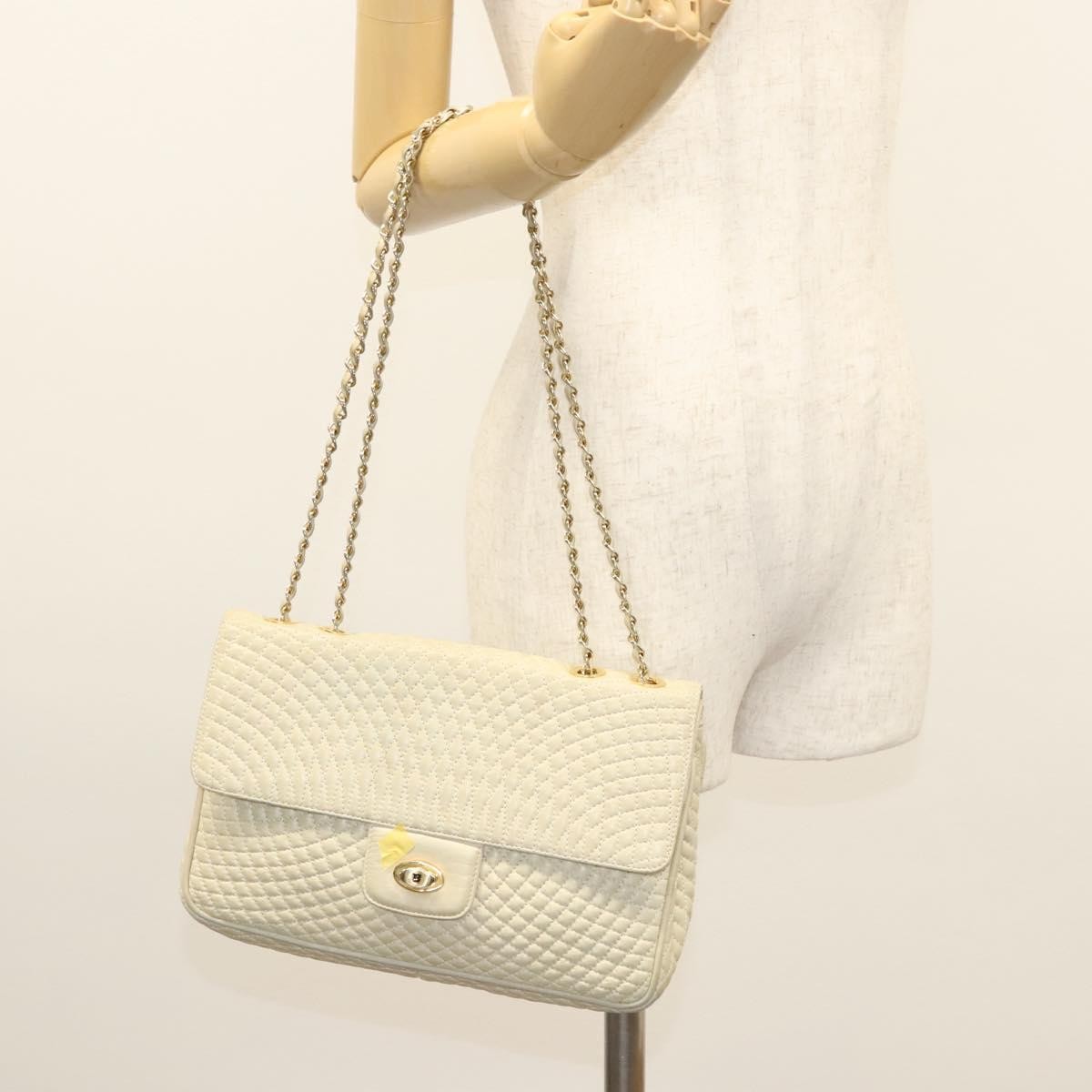 BALLY BALLY Chain Shoulder Bag Leather White Gold Authentic 124788