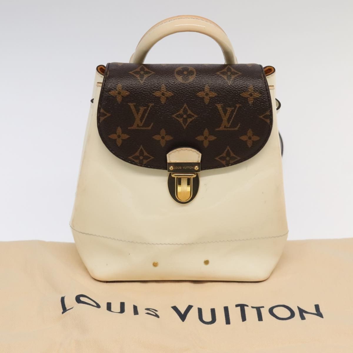 Louis Vuitton LOUIS VUITTON Monogram Vernis Hot Spring Snow Backpack White M53548 Authentic 99762 Bag