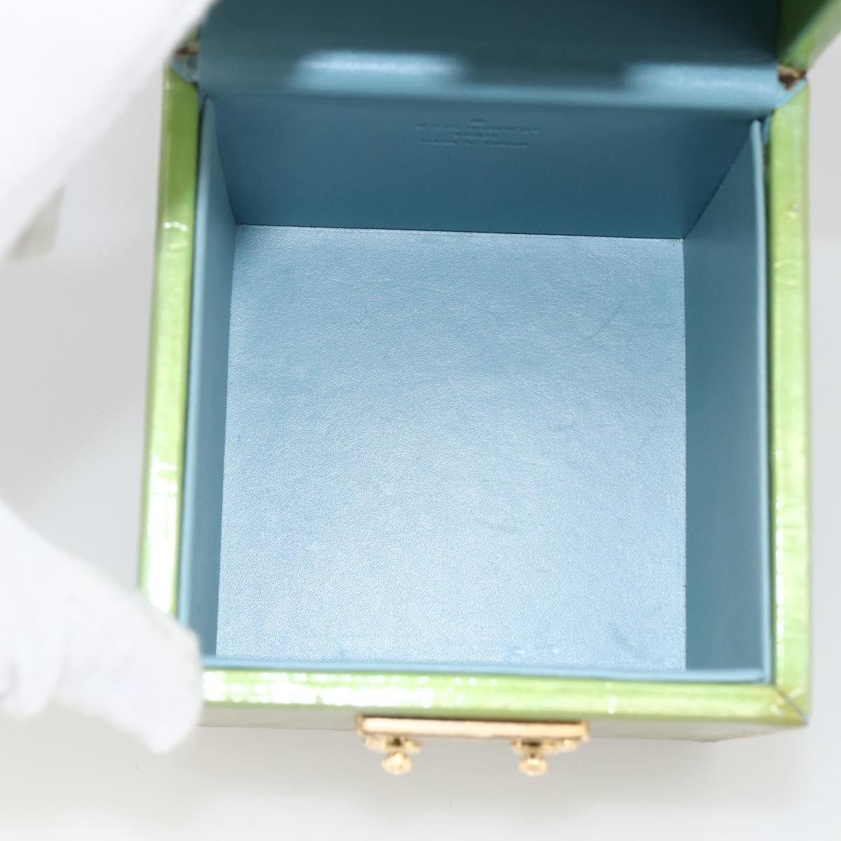 Louis Vuitton LOUIS VUITTON Vernis Bleecker Cosmetic Pouch Baby Blue M91003 Authentic LNZ403 Bag