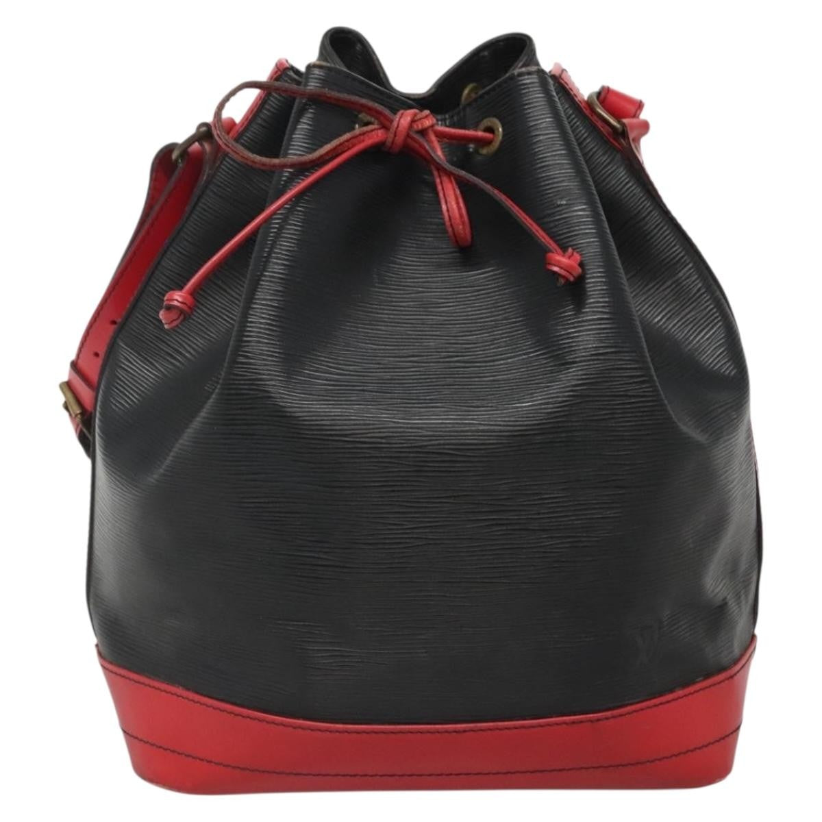 Louis Vuitton LOUIS VUITTON Epi Noe Shoulder Bag Bicolor Black Red M44017 LV Authentic 127971