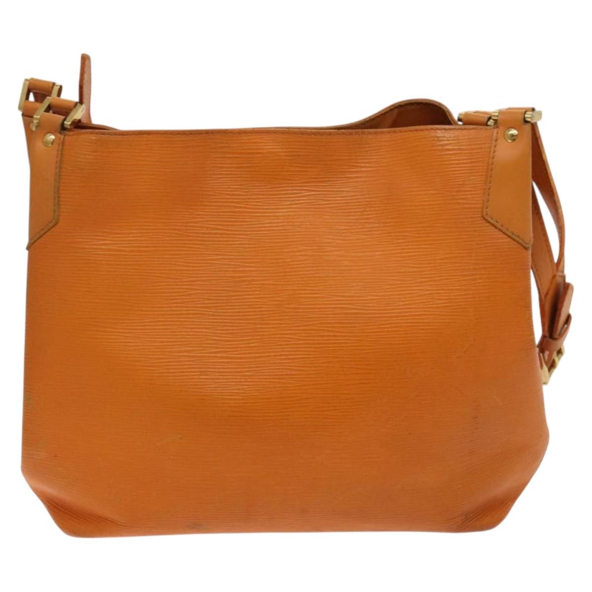 Louis Vuitton LOUIS VUITTON Epi Mandala MM Shoulder Bag Orange Mandarin M5889H LV Authentic 129904