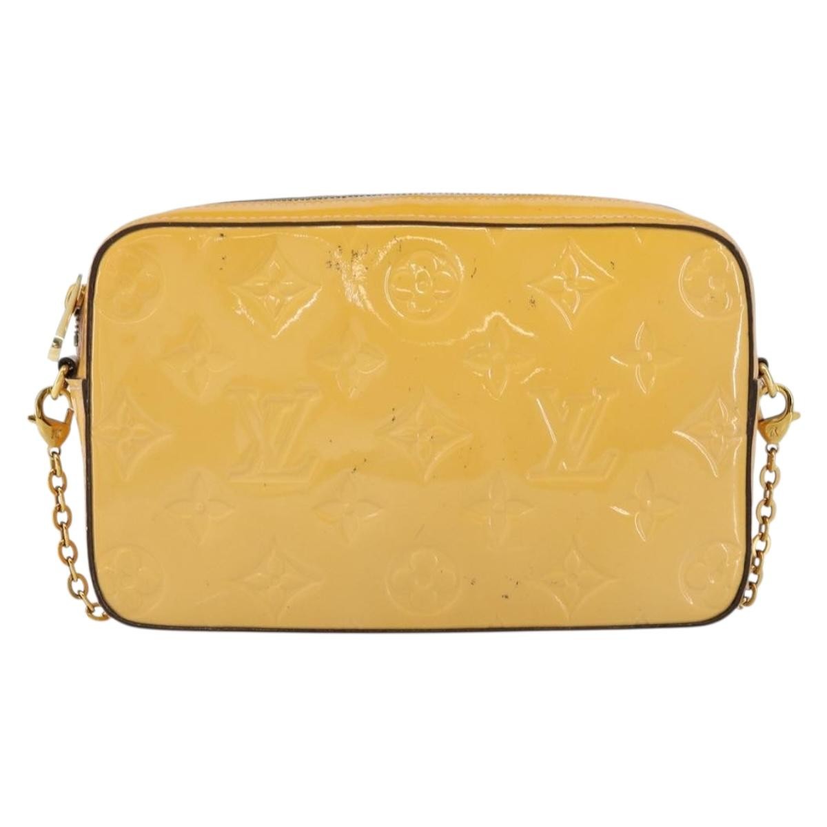 Louis Vuitton LOUIS VUITTON Monogram Vernis Camera Pouch Rose Valerine M64058 LV Authentic BA8067 Bag
