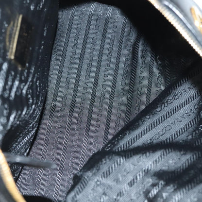 Prada PRADA Chain Shoulder Bag Leather Black Gold Authentic yk18939