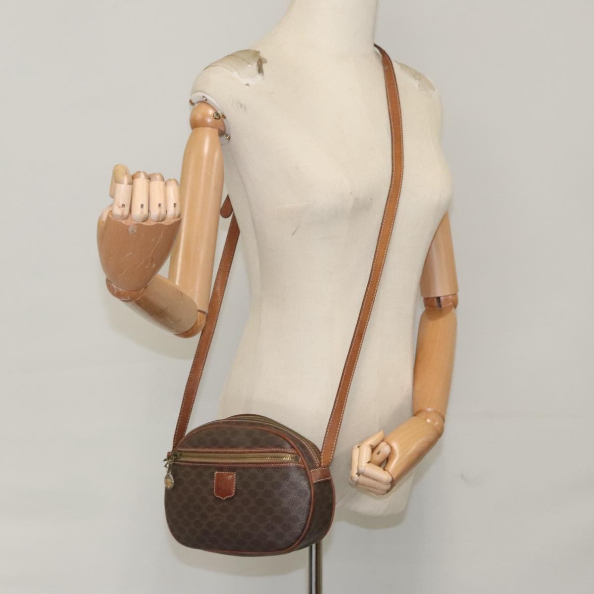 Celine CELINE Macadam Canvas Shoulder Bag PVC Leather Brown Gold Authentic bs19763