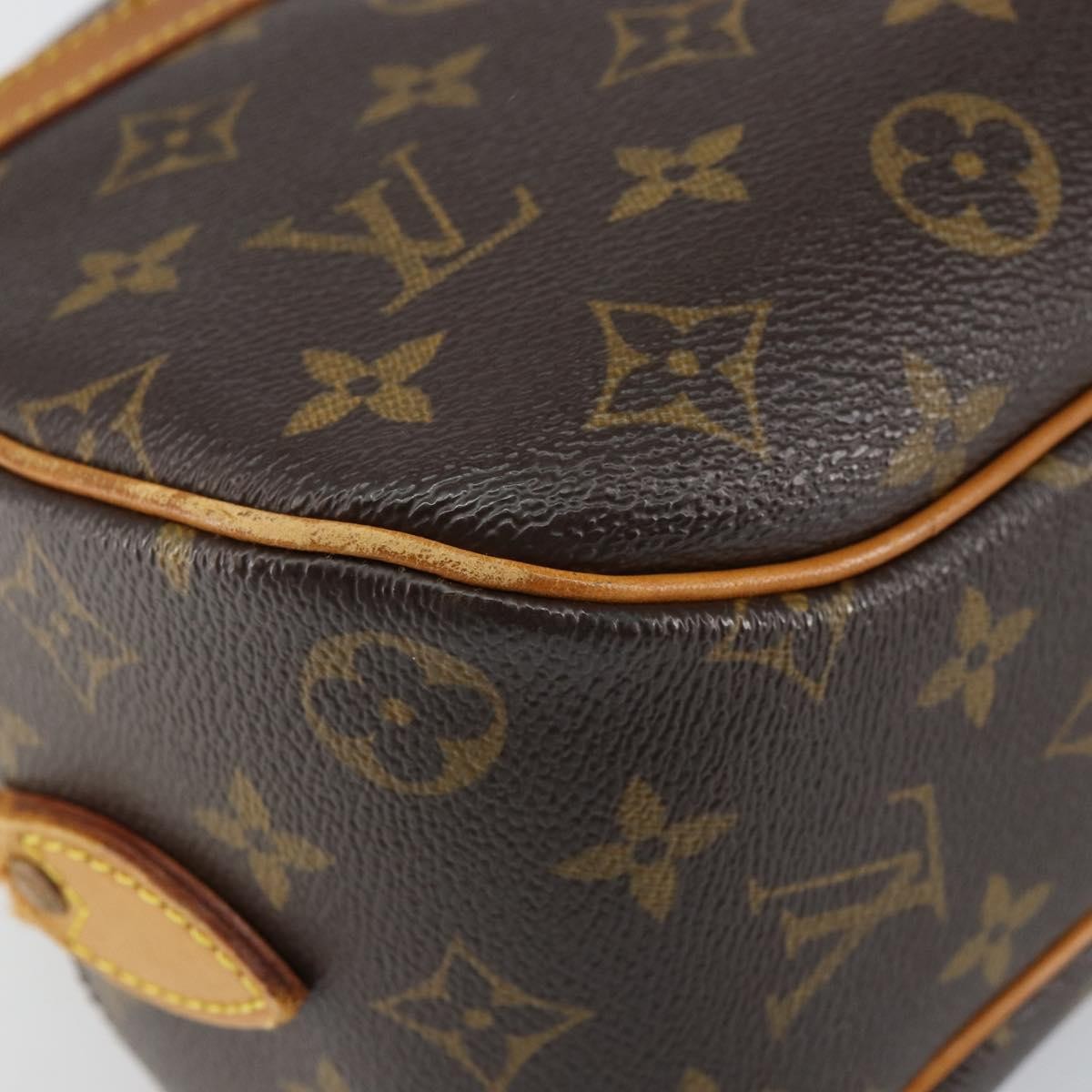 Louis Vuitton LOUIS VUITTON Monogram Blois Shoulder Bag M51221 LV Authentic 161374