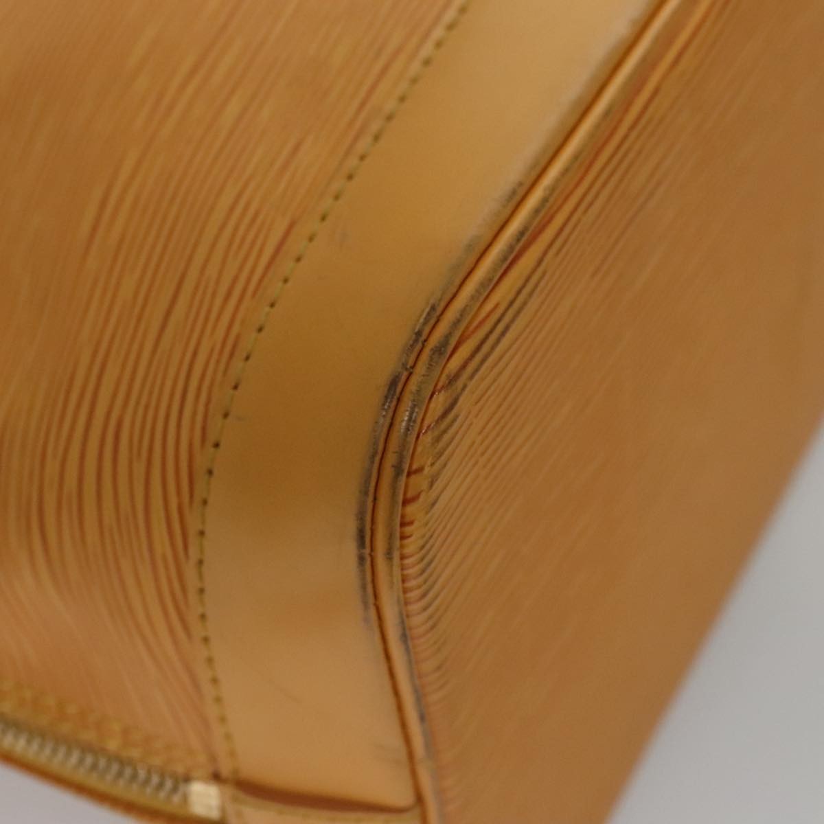 Louis Vuitton LOUIS VUITTON Epi Alma Hand Bag Yellow M52149 LV Authentic 107462
