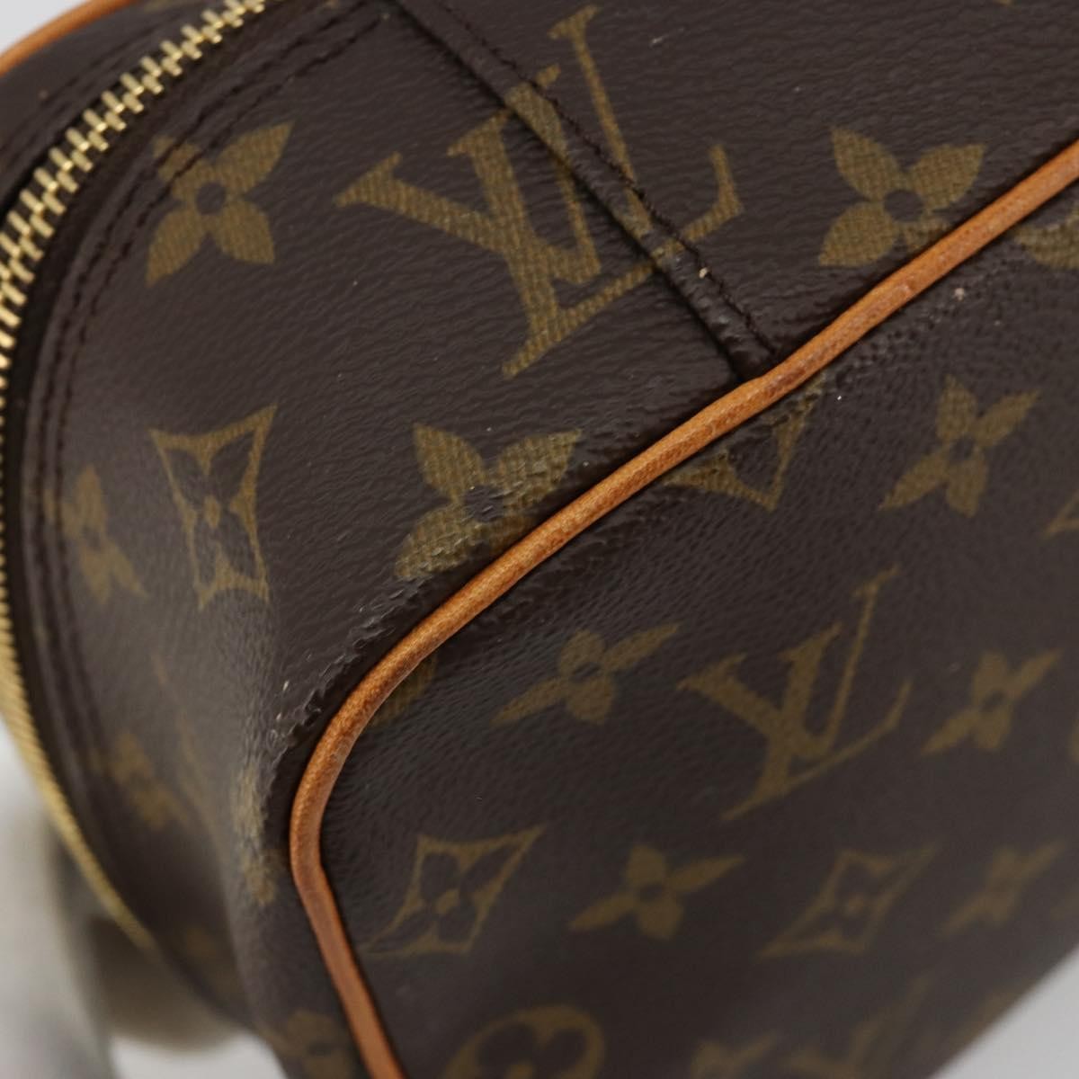 Louis Vuitton LOUIS VUITTON Monogram Trousse Boite Cosmetic Pouch M47640 LV Authentic 180761 Bag