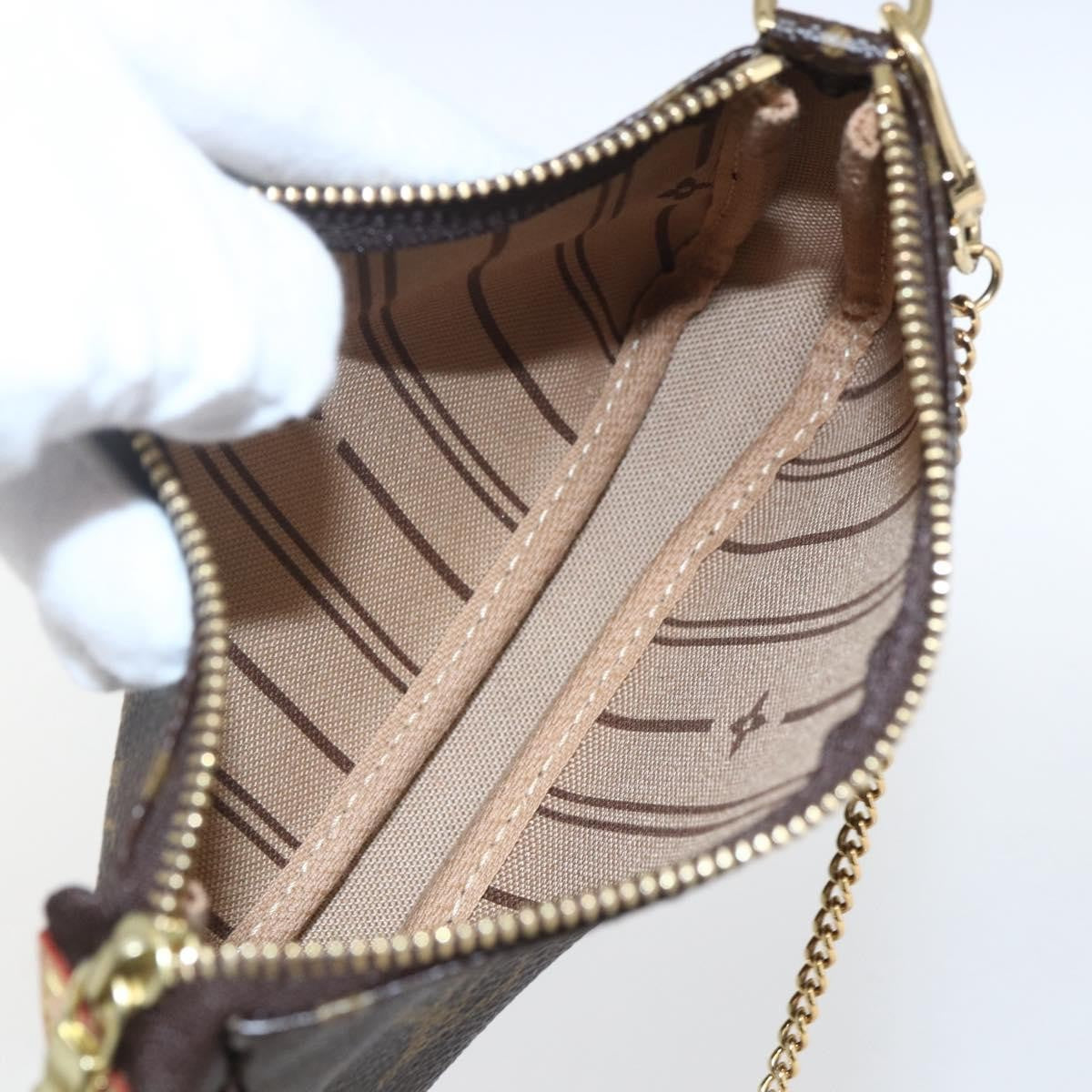 Louis Vuitton LOUIS VUITTON Monogram T&B Mini Pochette Accessoires Pouch M60153 Authentic ka1690V Bag