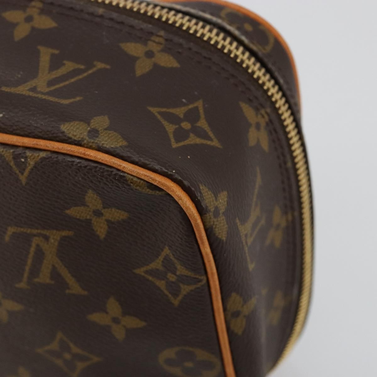 Louis Vuitton LOUIS VUITTON Monogram Trousse Boite Cosmetic Pouch M47640 LV Authentic 180761 Bag