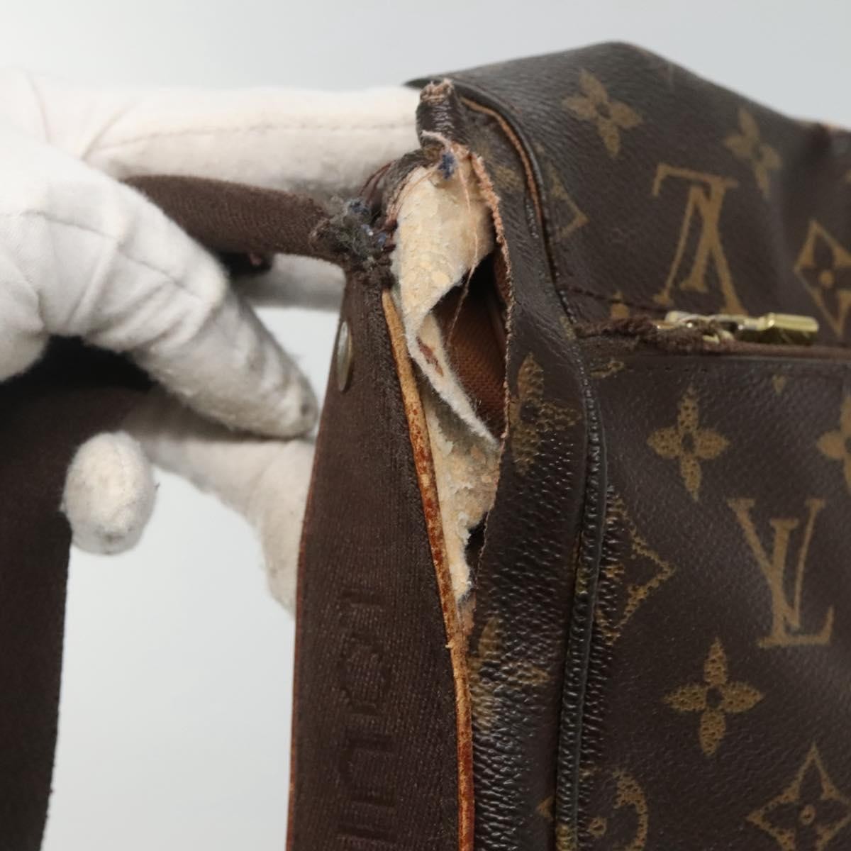 Louis Vuitton LOUIS VUITTON Monogram Messenger MM Beaubourg Shoulder Bag M97038 LV Authentic mr1109