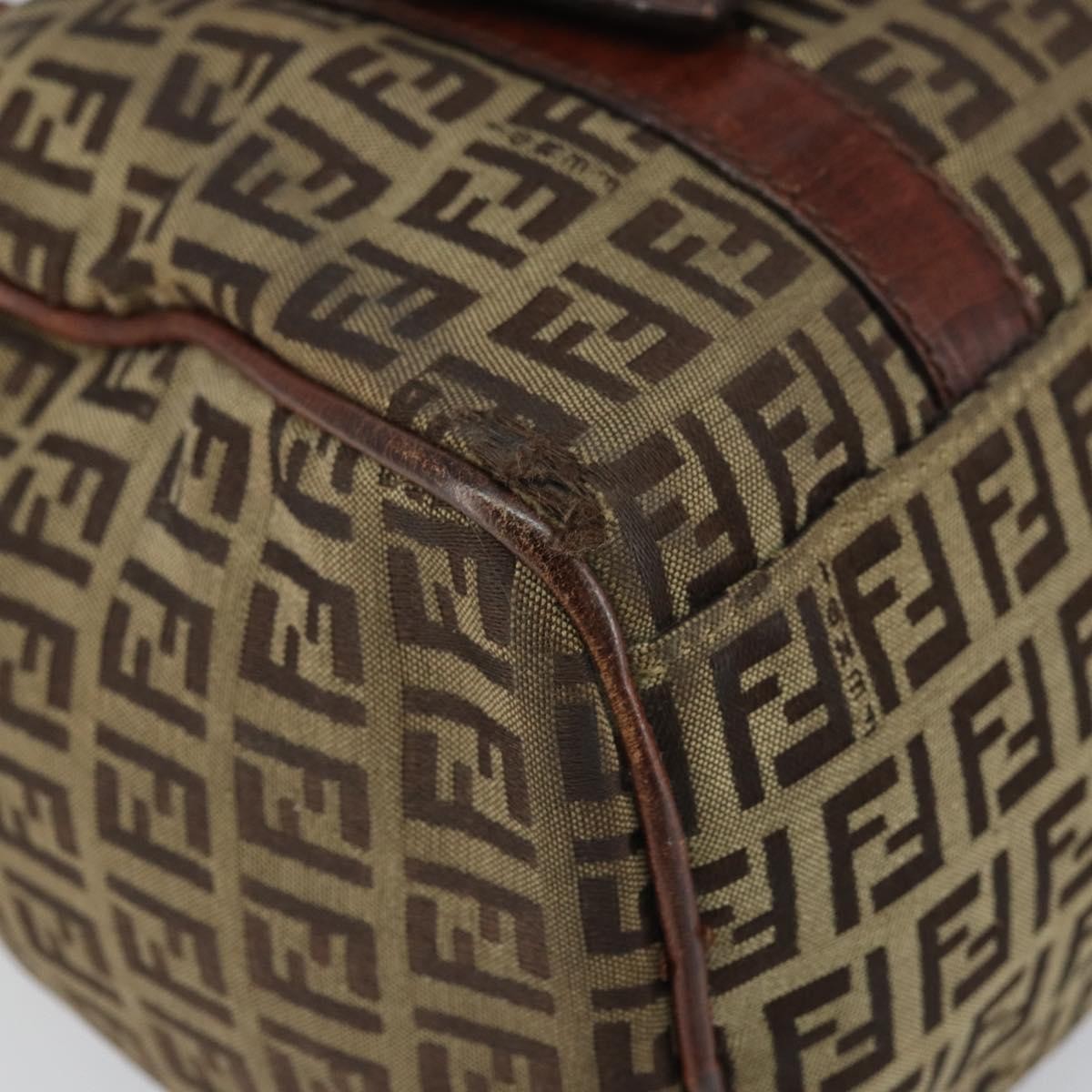 Fendi FENDI Zucchino Canvas Hand Bag Beige Gold Authentic ka2154