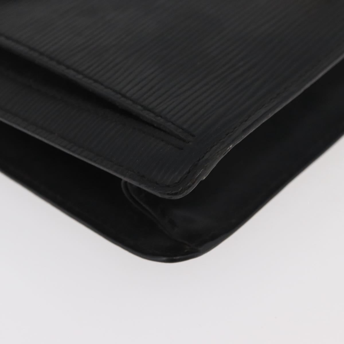 Louis Vuitton LOUIS VUITTON Epi Serie Dragonne Clutch Bag Black Noir M52612 LV Authentic bs35123
