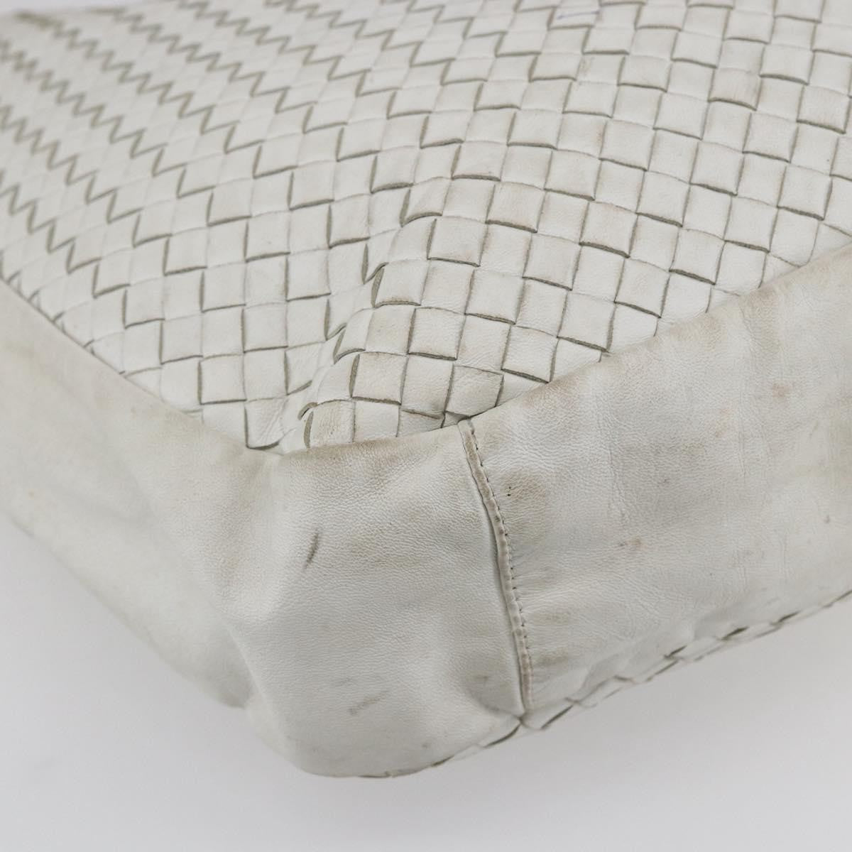 BOTTEGAVENETA BOTTEGAVENETA BOTTEGA VENETA INTRECCIATO Shoulder Bag Leather White Silver Authentic bs30958