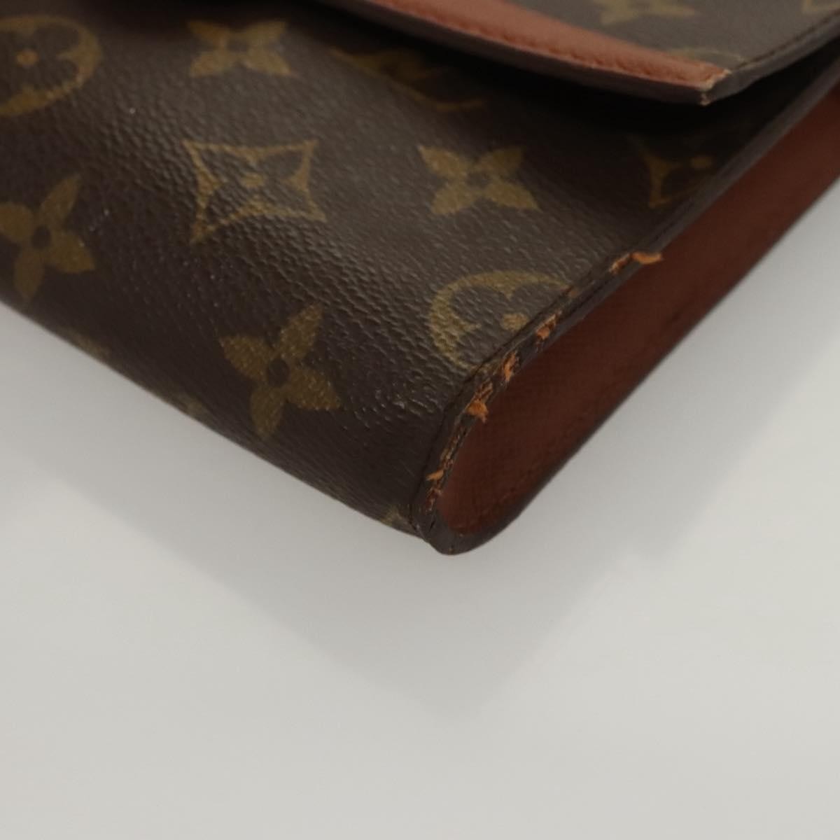 Louis Vuitton LOUIS VUITTON Monogram Arsch Waist bag M51975 LV Authentic 119175