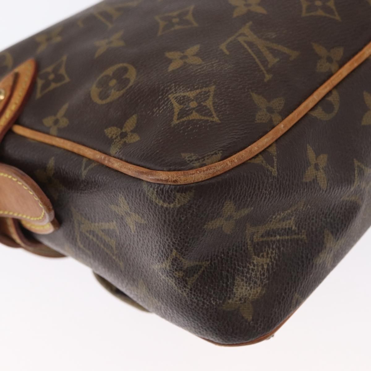 Louis Vuitton LOUIS VUITTON Monogram Hudson PM Shoulder Bag M40027 LV Authentic 164131