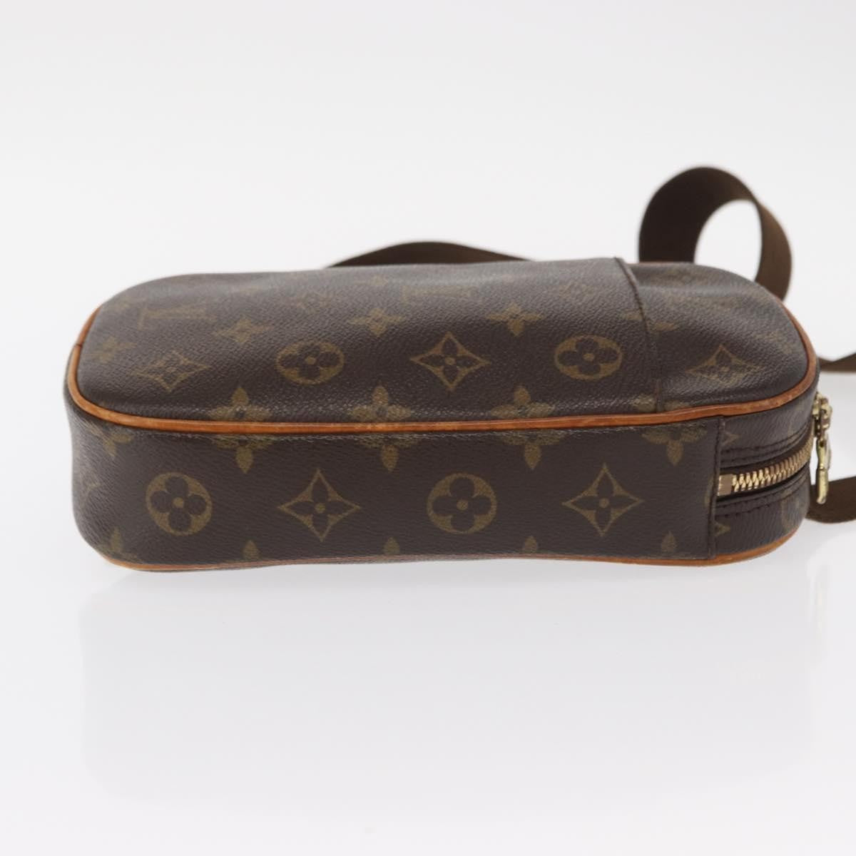 Louis Vuitton LOUIS VUITTON Monogram Pochette Gange Shoulder Bag M51870 LV Authentic 154356