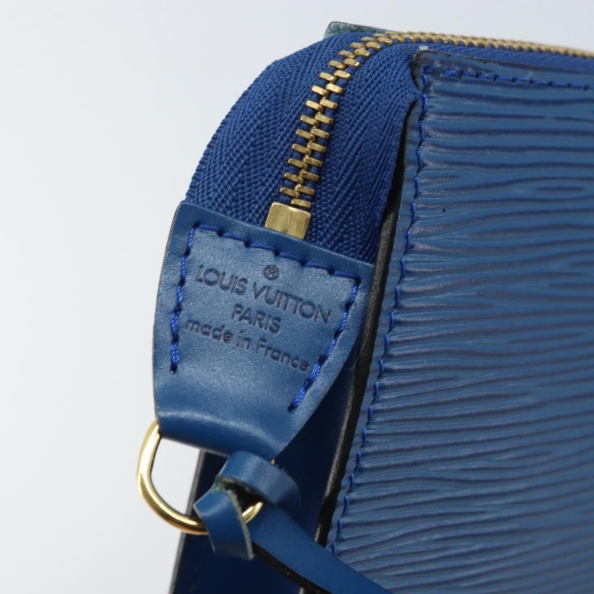 Louis Vuitton LOUIS VUITTON Epi Pochette Accessoires Pouch Blue M52985 LV Authentic BA11656 Bag