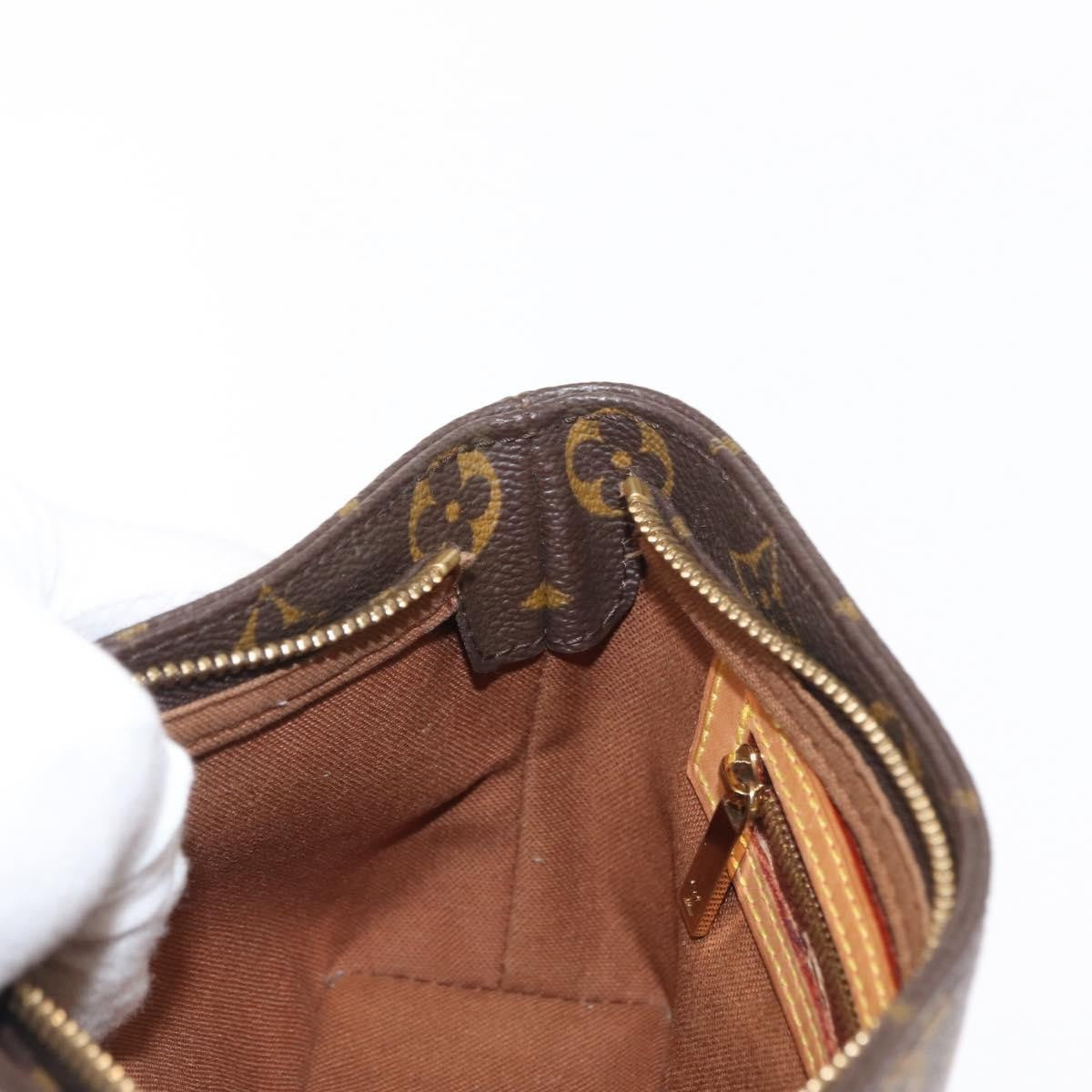 Louis Vuitton LOUIS VUITTON Monogram Trotteur Shoulder Bag M51240 LV Authentic 162436