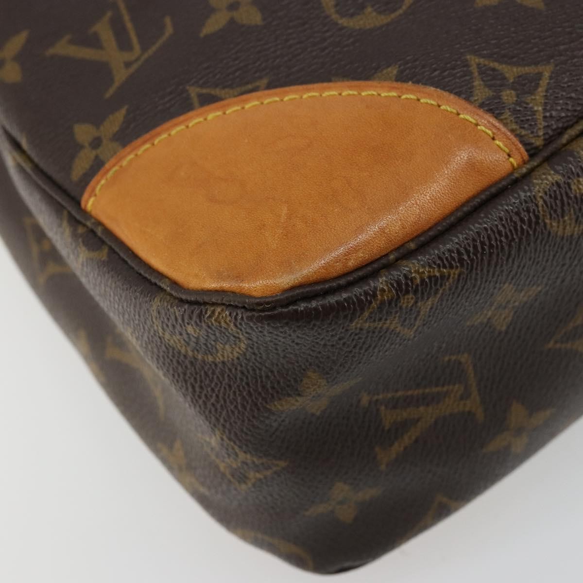 Louis Vuitton LOUIS VUITTON Monogram Boulogne 30 Shoulder Bag M51265 LV Authentic 178141