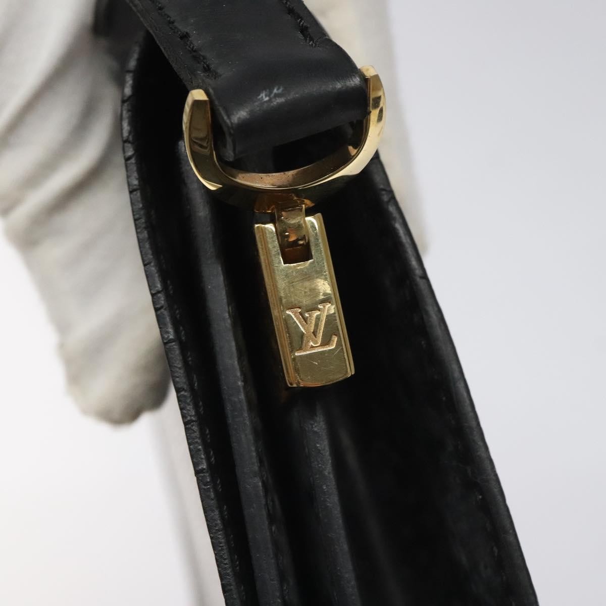 Louis Vuitton LOUIS VUITTON Epi Free Run Shoulder Bag Black M52402 LV Authentic 114385