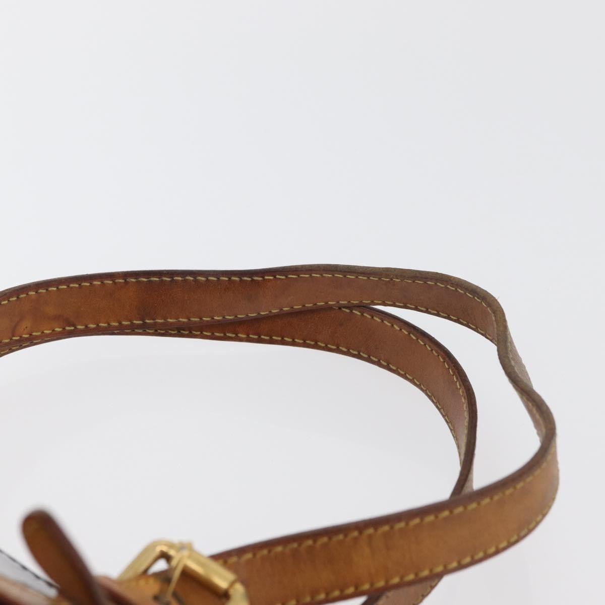 Louis Vuitton LOUIS VUITTON Monogram Vernis Rosewood Avenue Bag Amarante M93510 Authentic 179465