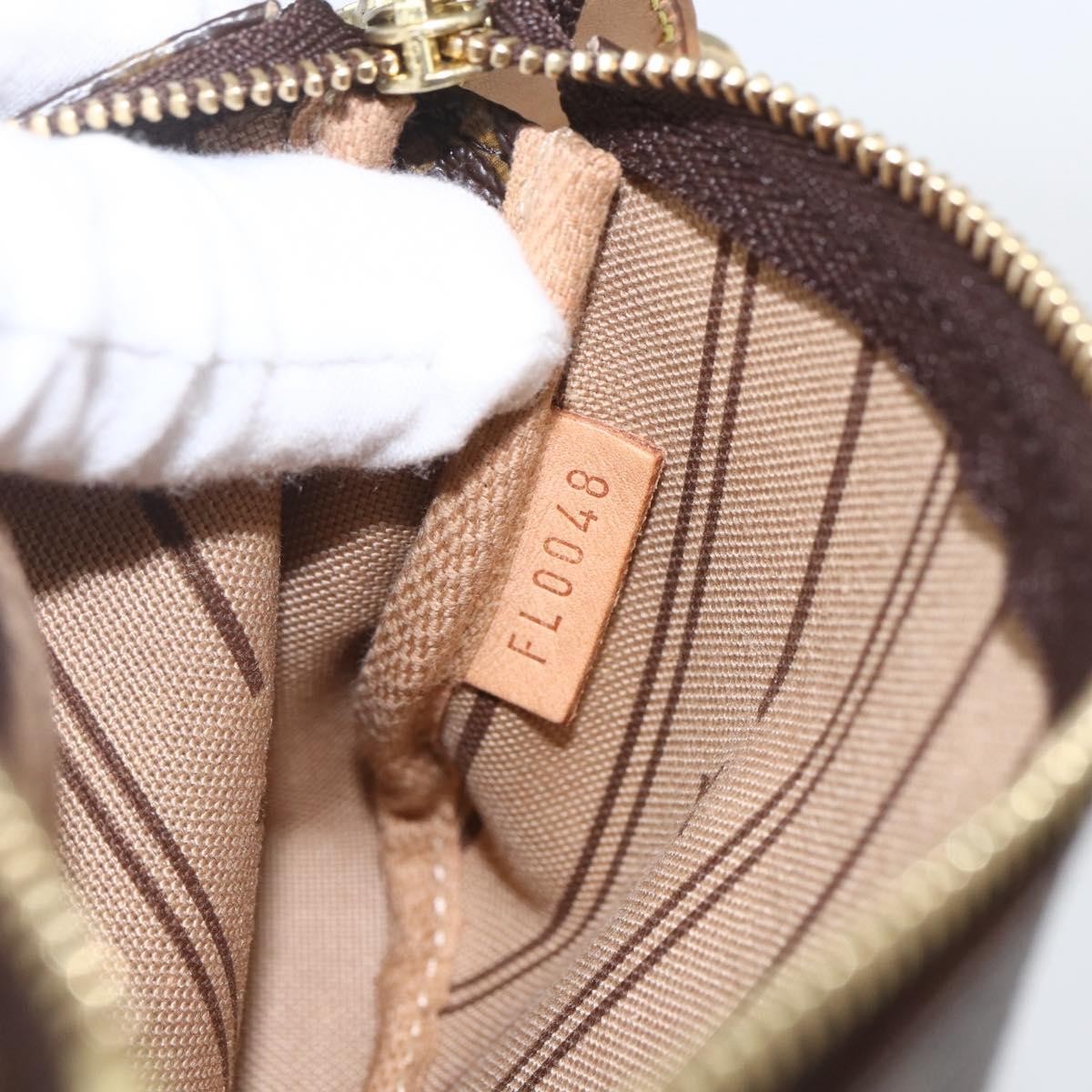 Louis Vuitton LOUIS VUITTON Monogram T&B Mini Pochette Accessoires Pouch M60153 Authentic ka1690V Bag