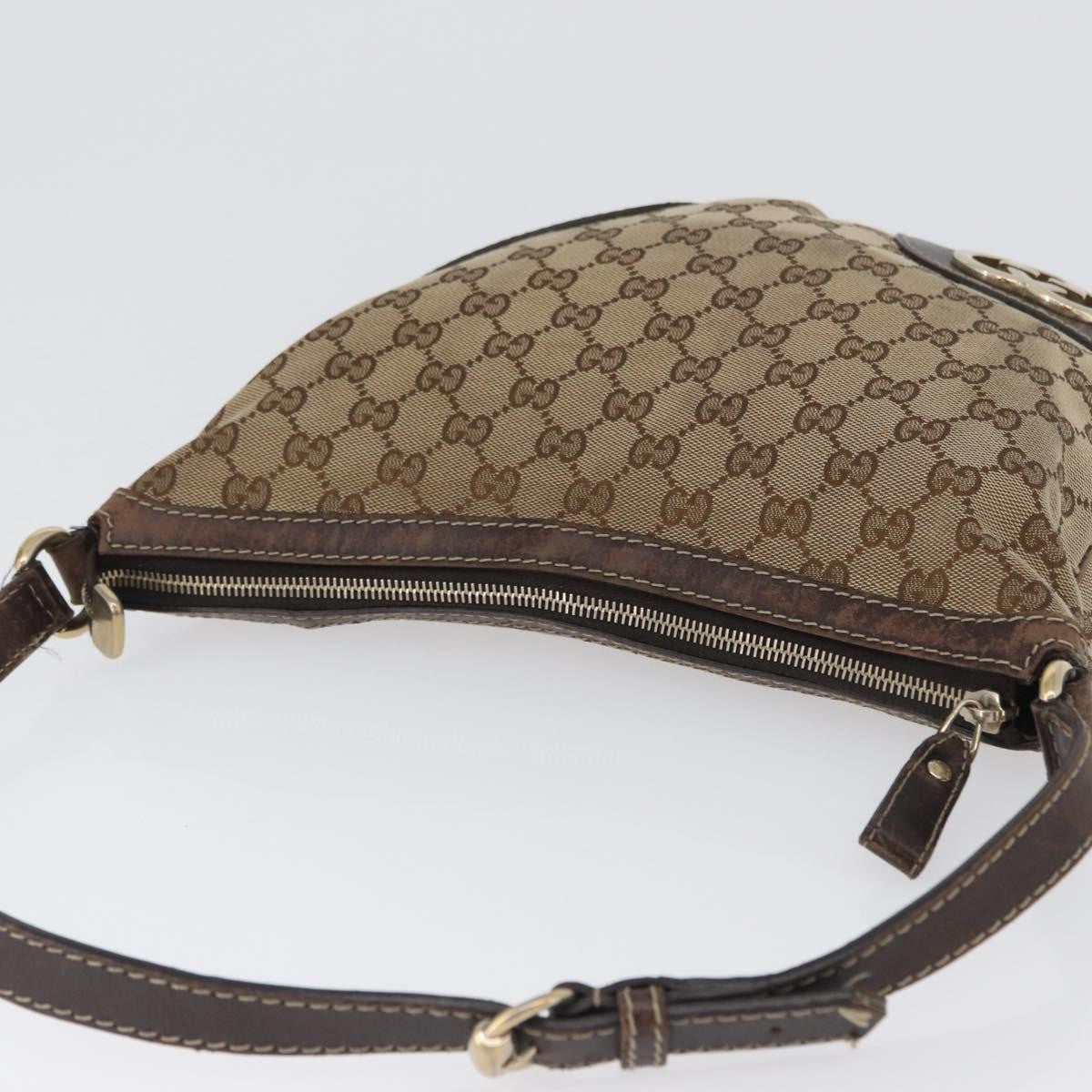 Gucci GUCCI GG Canvas Shoulder Bag Beige Gold 257072 Authentic gh1853