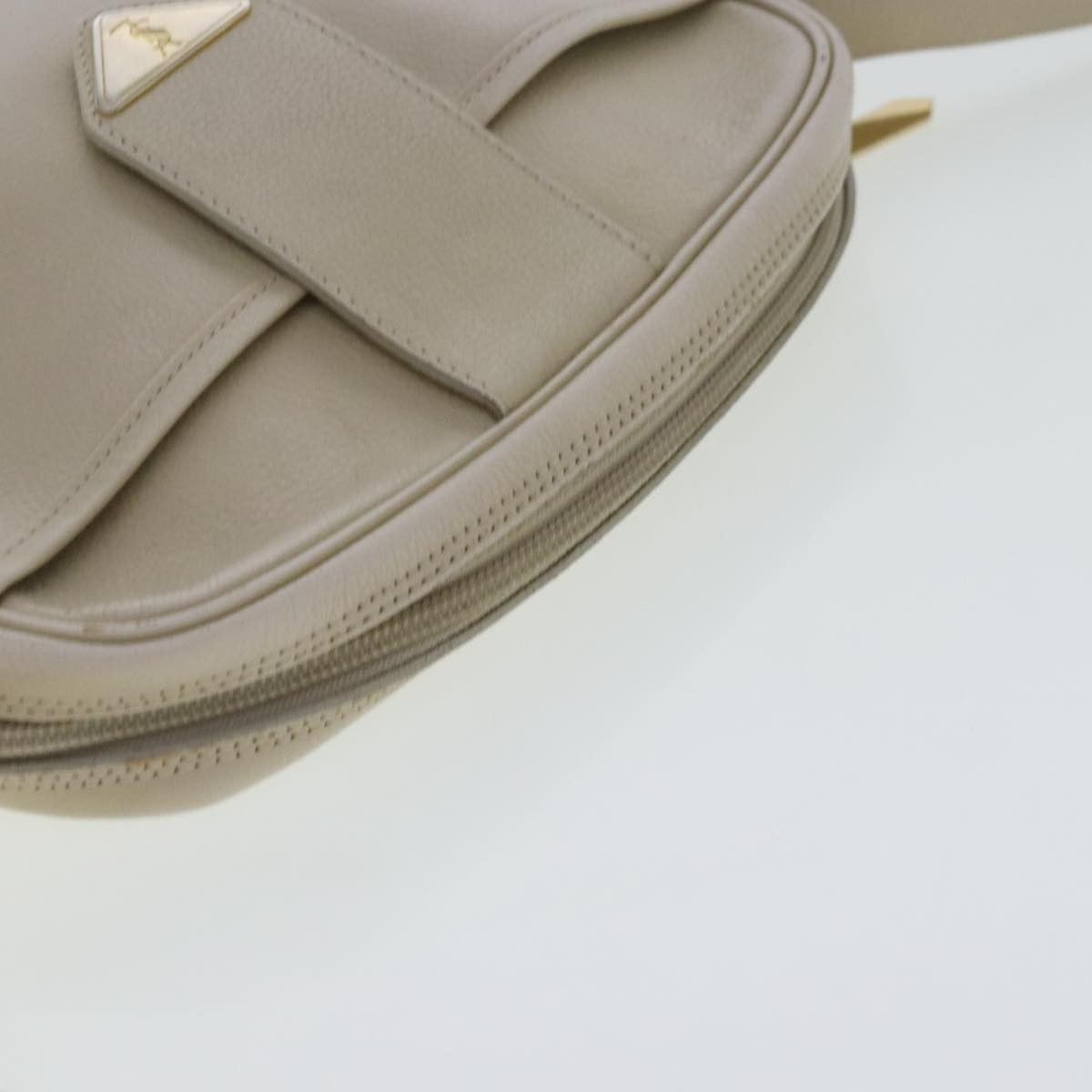Saint Laurent SAINT LAURENT Shoulder Bag Leather Beige Gold Authentic bs19024