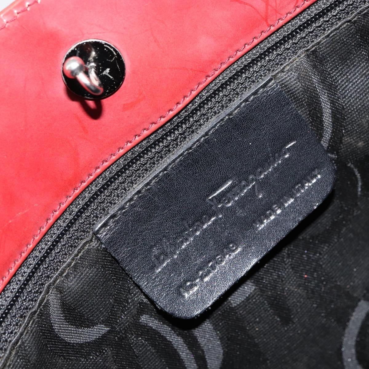 Salvatore Ferragamo Salvatore Ferragamo Gancini Shoulder Bag Patent leather Red Silver Authentic 160692
