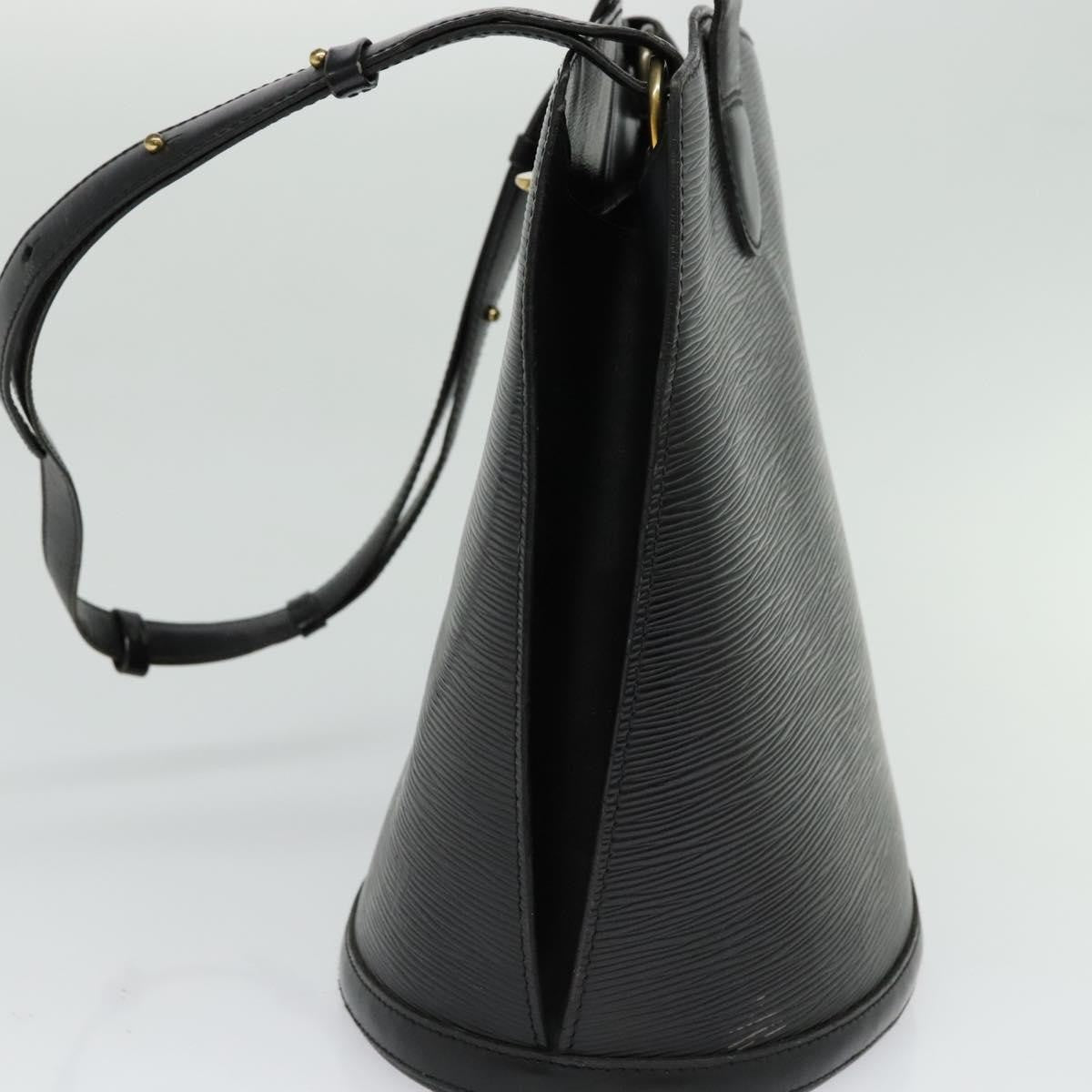 Louis Vuitton LOUIS VUITTON Epi Cluny Shoulder Bag Black M52252 LV Authentic bs24496