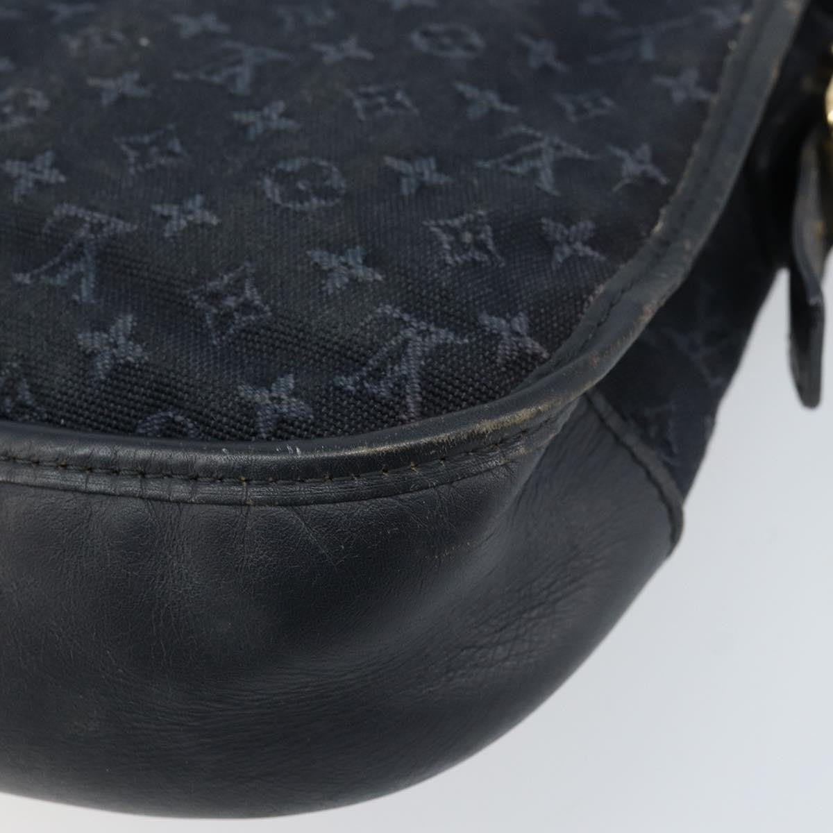 Louis Vuitton LOUIS VUITTON Monogram Mini Belanger Shoulder Bag Black M92672 LV Authentic 172756