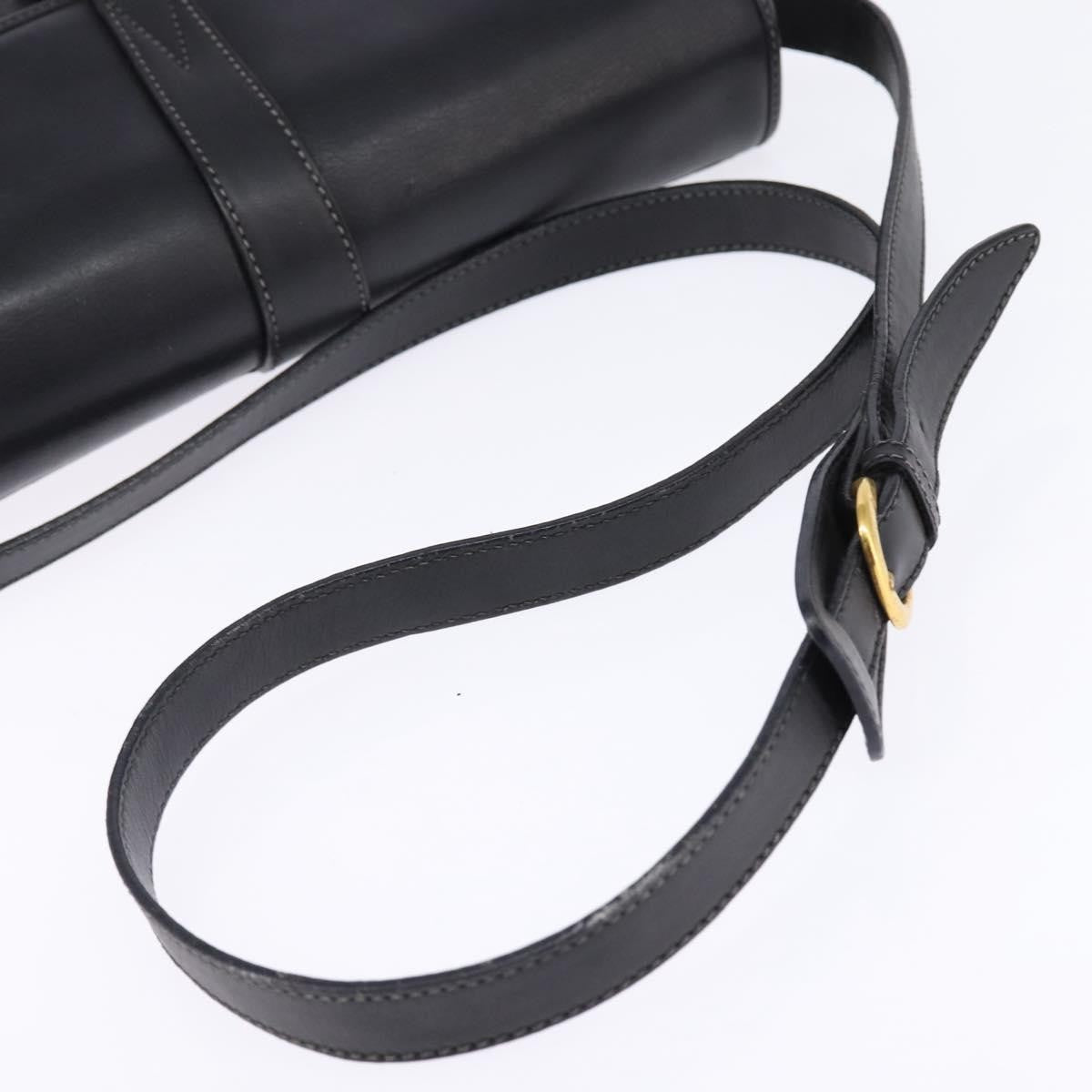 Gucci GUCCI GG Canvas Shoulder Bag Black Gold 001 261 0613 Authentic 144610