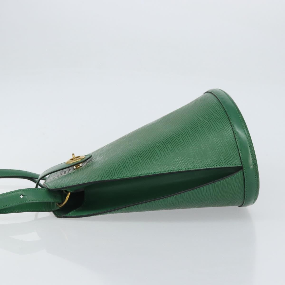 Louis Vuitton LOUIS VUITTON Epi Cluny Shoulder Bag Green M52254 LV Authentic 156348