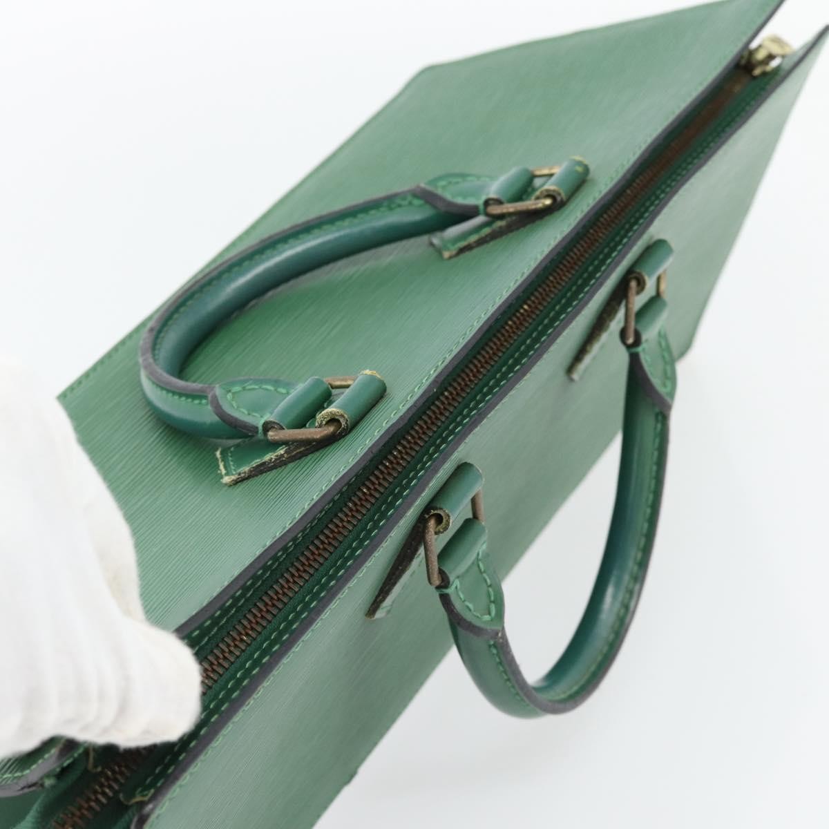 Louis Vuitton LOUIS VUITTON Epi Sac Triangle Hand Bag Green M52094 LV Authentic 181752