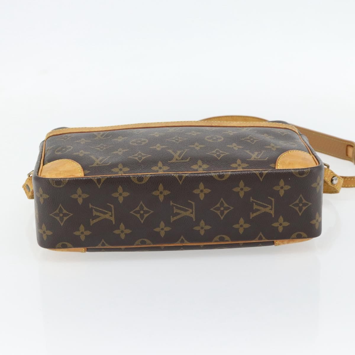 Louis Vuitton LOUIS VUITTON Monogram Trocadero 27 Shoulder Bag M51274 LV Authentic 181187