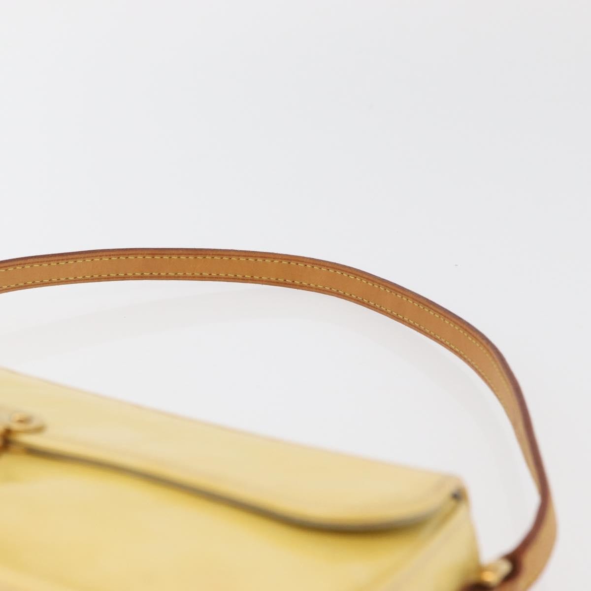 Louis Vuitton LOUIS VUITTON Monogram Vernis Malibu Street Bag Perle M91507 LV Authentic BAZ639