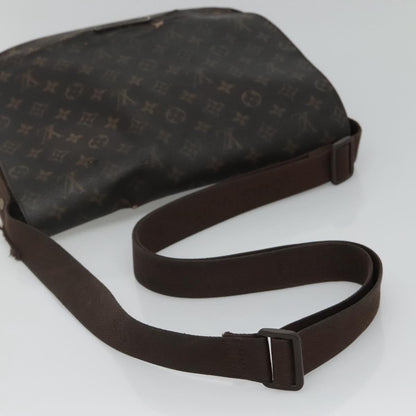 Louis Vuitton LOUIS VUITTON Monogram Messenger MM Beaubourg Shoulder Bag M97038 LV Authentic mr1109
