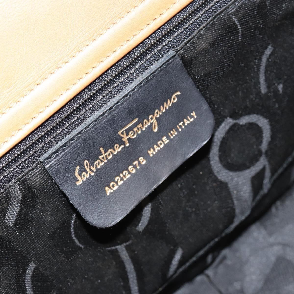 Salvatore Ferragamo Salvatore Ferragamo Gancini Hand Bag Leather Beige Gold Authentic 154675