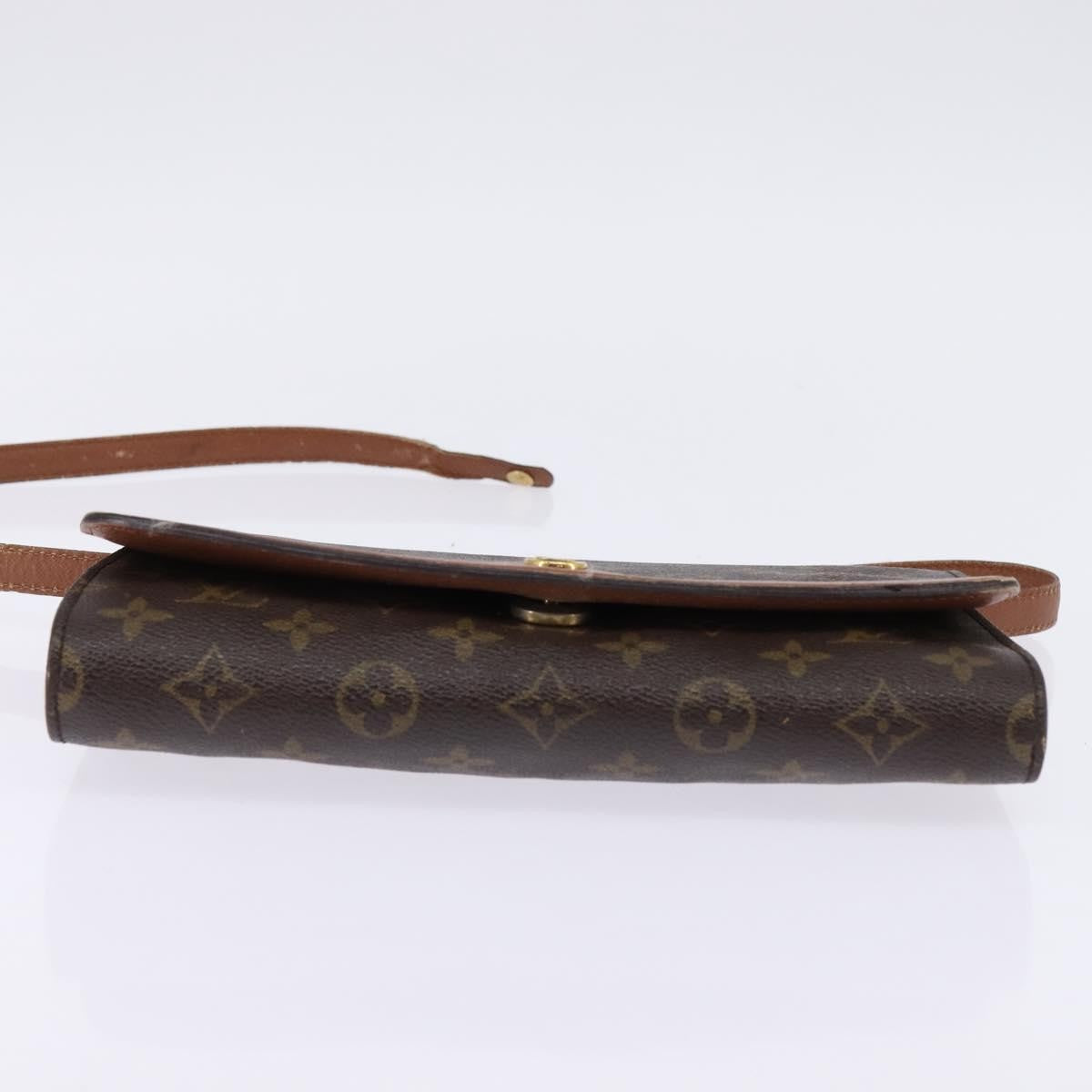 Louis Vuitton LOUIS VUITTON Monogram Bordeaux 27 Shoulder Bag M51797 LV Authentic 143318