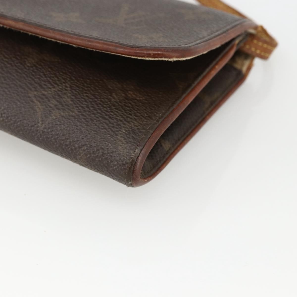 Louis Vuitton LOUIS VUITTON Monogram Pochette Twin GM Shoulder Bag M51852 LV Authentic ka3039