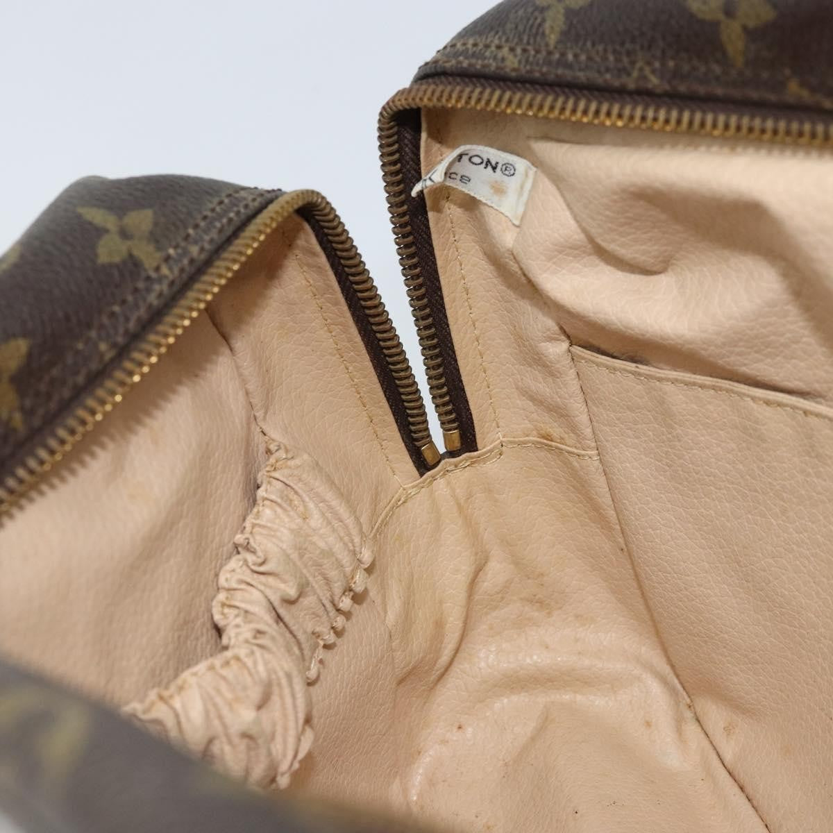 Louis Vuitton LOUIS VUITTON Monogram Trousse Toilette 28 Clutch Bag M47522 LV Authentic 173738