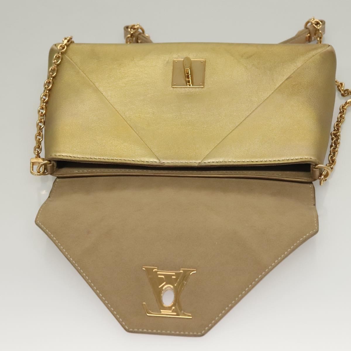 Louis Vuitton LOUIS VUITTON Love Note Shoulder Bag Leather Gold M53069 LV Authentic BA4535