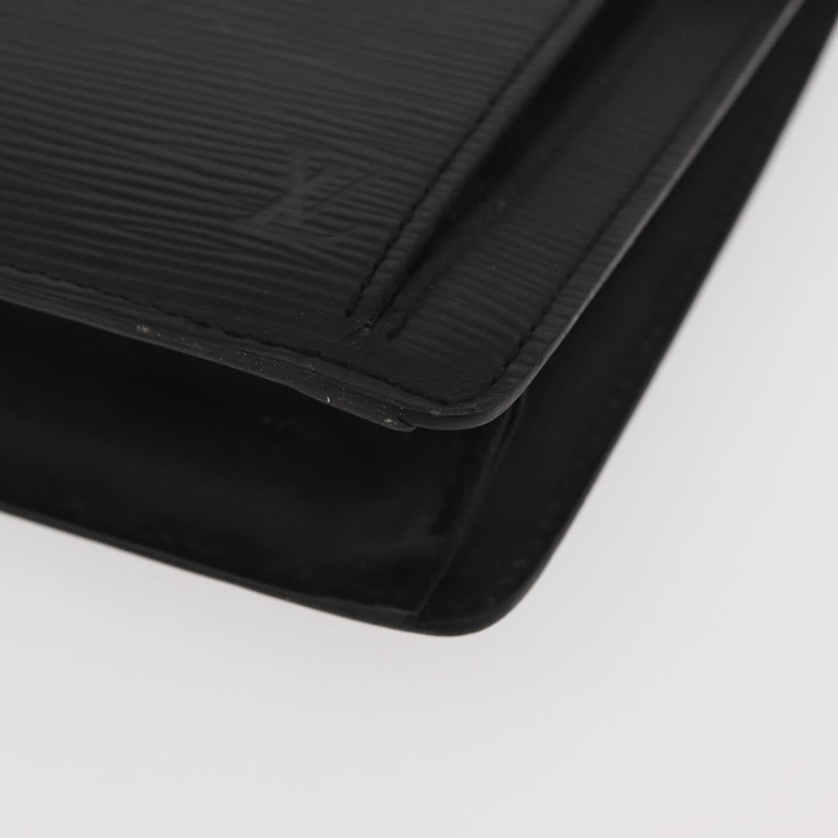 Louis Vuitton LOUIS VUITTON Epi Serie Dragonne Clutch Bag Black Noir M52612 LV Authentic bs35123