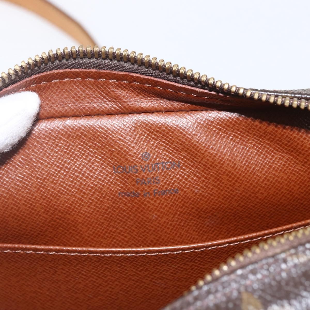 Louis Vuitton LOUIS VUITTON Monogram Pochette Cite Shoulder Bag M51183 LV Authentic BA9780