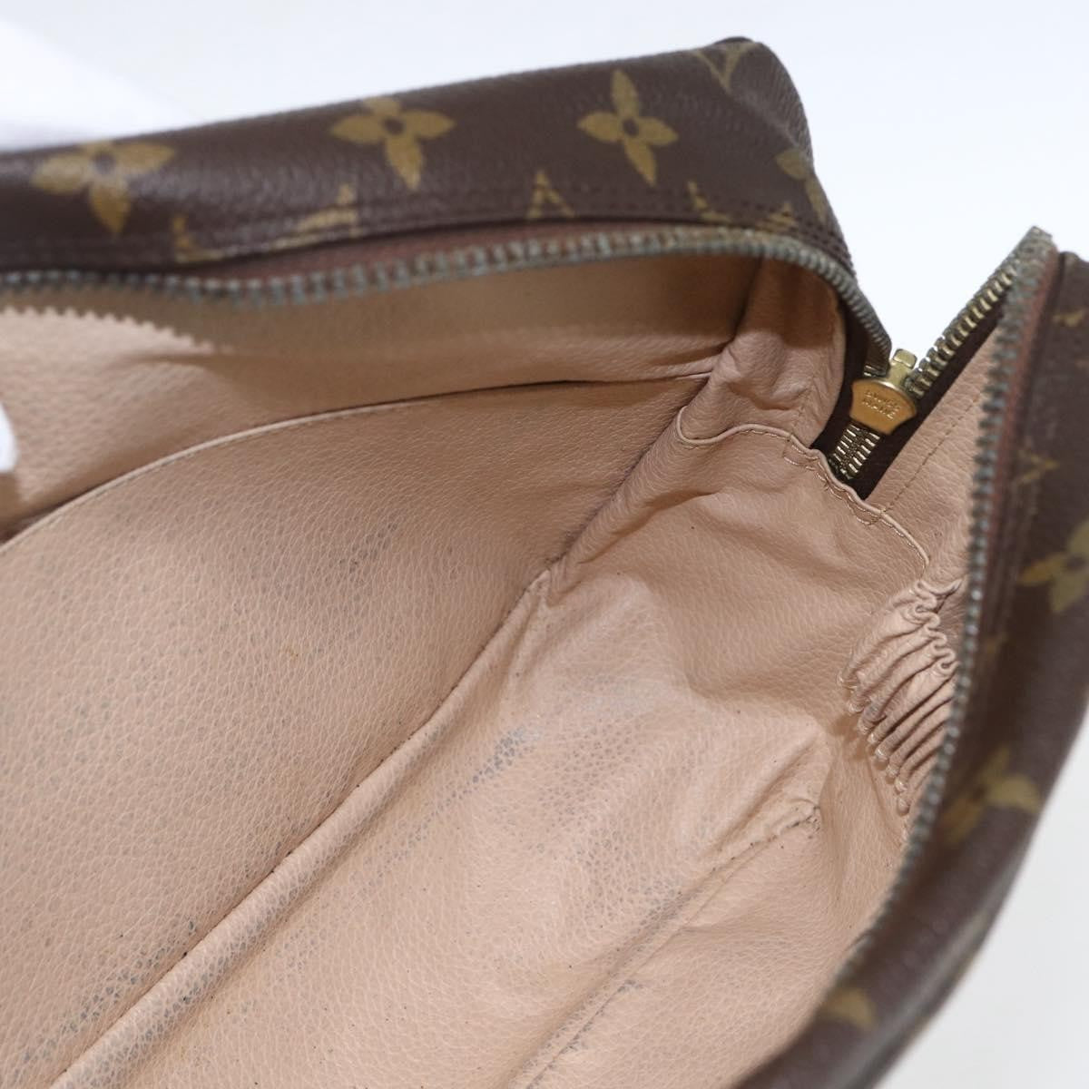 Louis Vuitton LOUIS VUITTON Monogram Trousse Toilette 28 Clutch Bag M47522 LV Authentic 161301