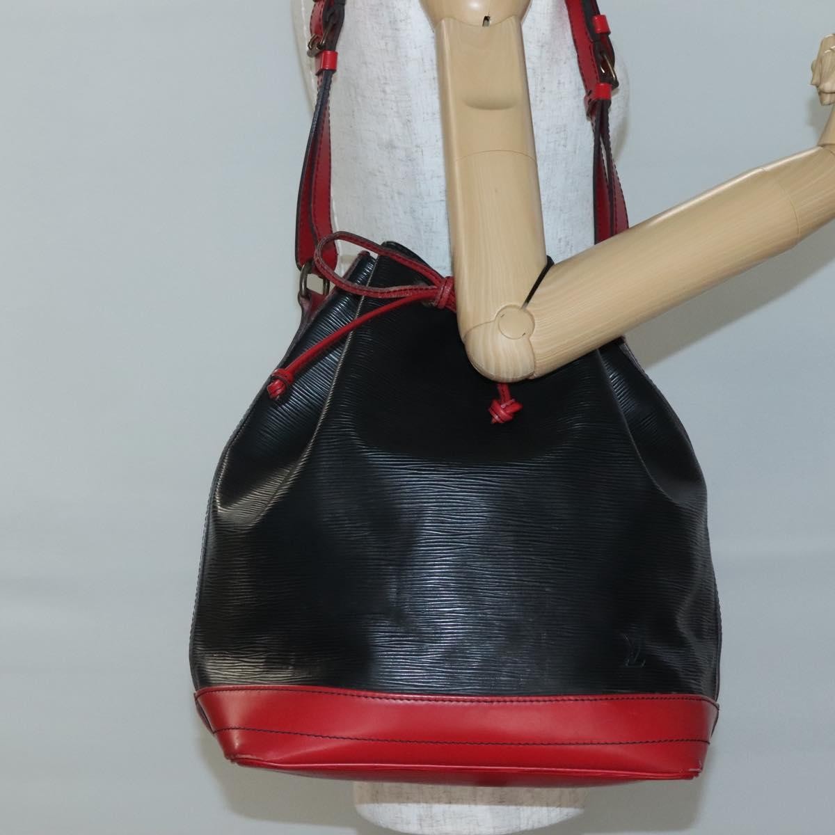 Louis Vuitton LOUIS VUITTON Epi Noe Shoulder Bag Bicolor Black Red M44017 LV Authentic 127971