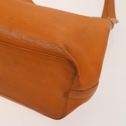 Louis Vuitton LOUIS VUITTON Epi Mandala MM Shoulder Bag Orange Mandarin M5889H LV Authentic 129904